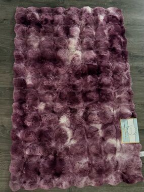 Laguna B Plush Faux Fur Throw - Deep Plum with Light Accents